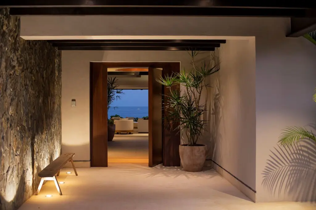 gate into casa Emmanuel